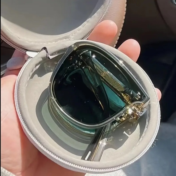 Foldable Square Frame Sunglasses, High-Quality Polarized Lenses, With Case - Picture 3 of 7